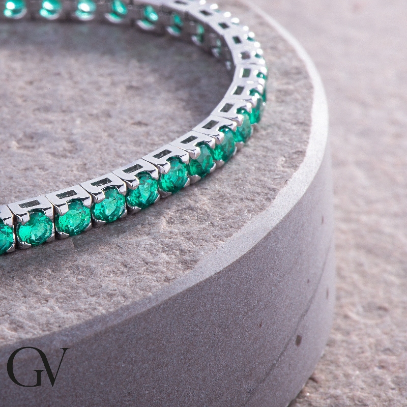 Bracciale Tennis in oro Bianco 18k con Smeraldi ct 5,42