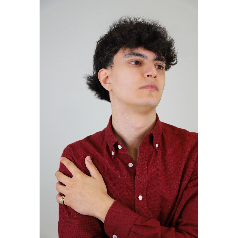 Anello da uomo in oro giallo 18k