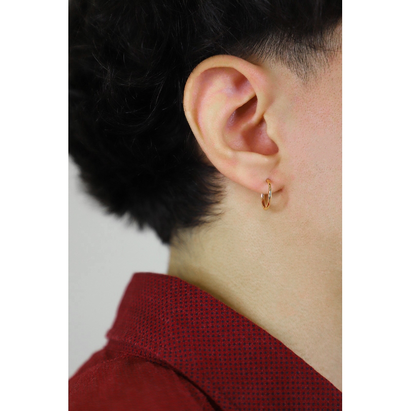 Orecchini a cerchio in oro giallo 18k, diametro circa 1.40 cm