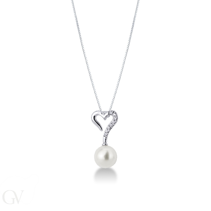 Collana in oro bianco 18k con pendente a cuore in diamanti e perla