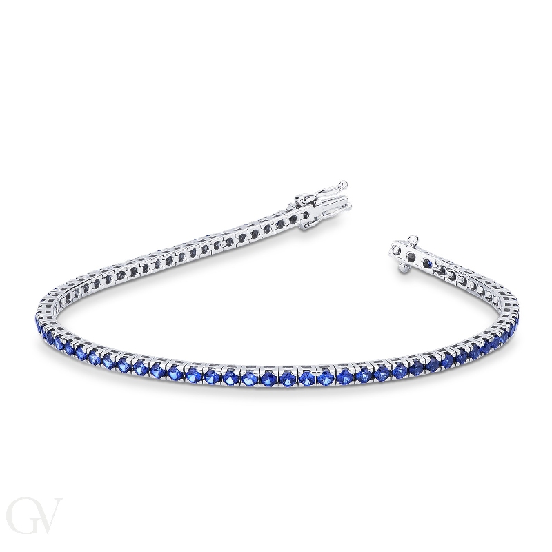 Square daw tennis bracelet with sapphires 