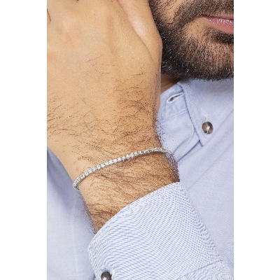Bracciale Tennis lineare modello quadro in oro Bianco 18k con Diamanti