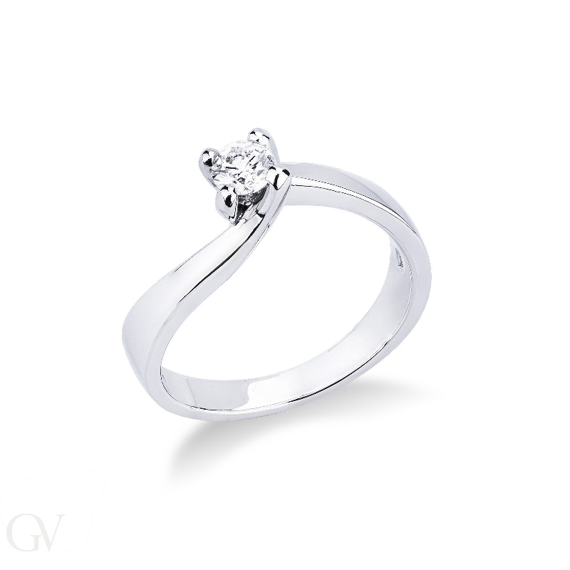 Solitario in oro bianco18k griffe a 4 punte con diamante 0,25 ct