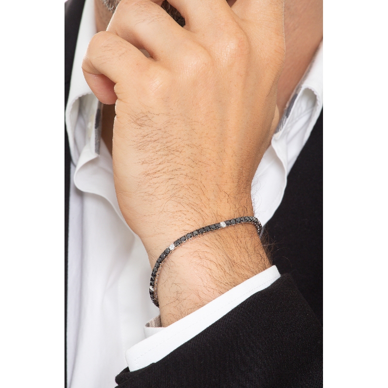 Tennis bracelet in white gold 18k with black and white diamonds
