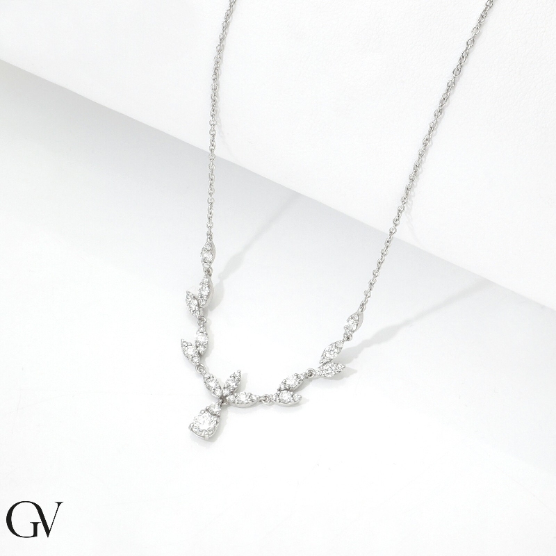 Collana in oro bianco 750 con diamanti