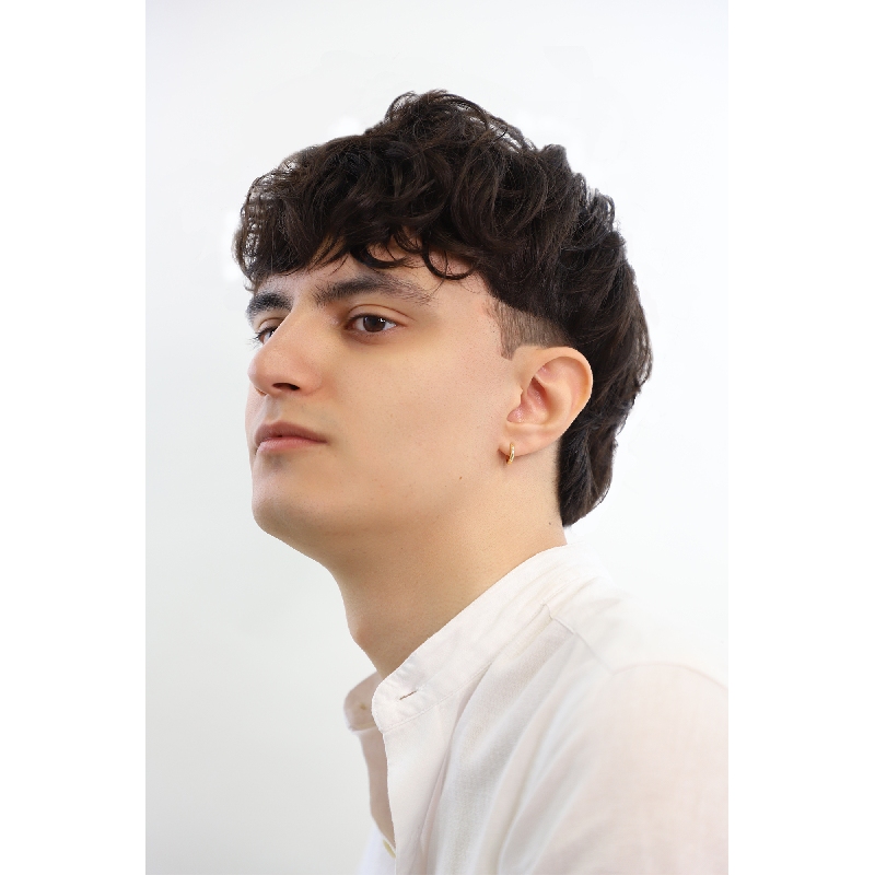 18k yellow gold single hoop earring