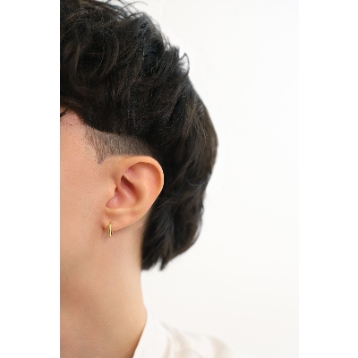 18k yellow gold single hoop earring