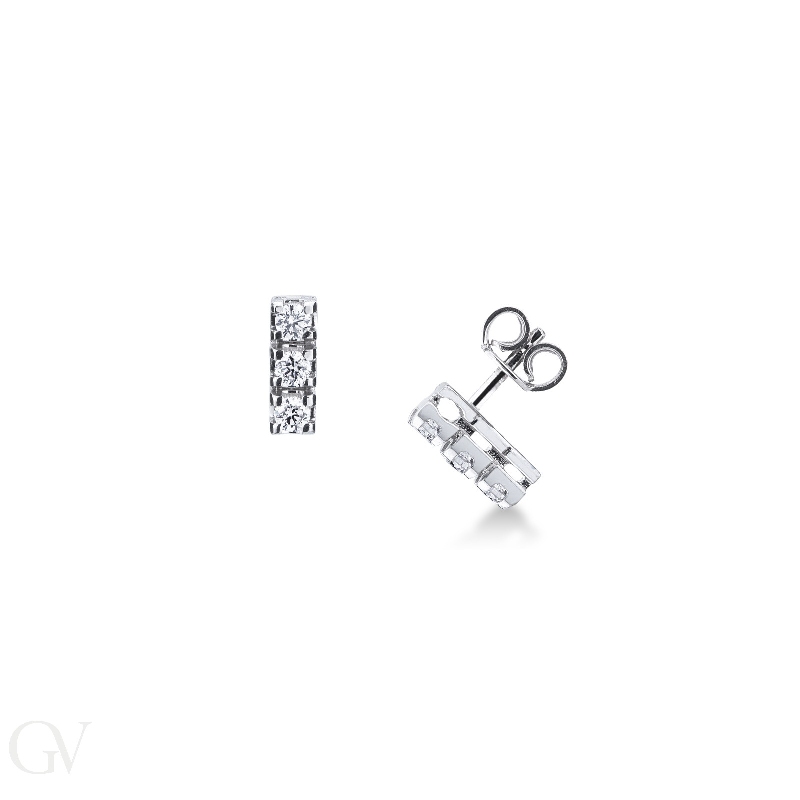 18k white gold trilogy earring with diamonds