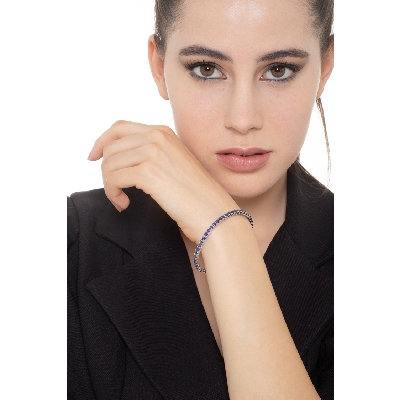 Bracciale Tennis quadro in oro Bianco 18k con Zaffiri Blu