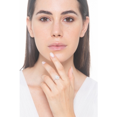 Anello con diamante taglio goccia 1.00ct GIA in oro bianco 18k