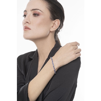 Bracciale Tennis in oro Bianco 18k con Zaffiro Blu