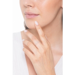 Anello design contrariè in oro bianco 18k con diamanti 2