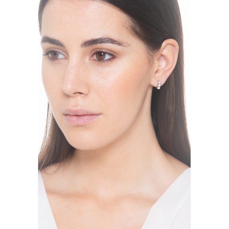 18k white gold trilogy earring with diamonds