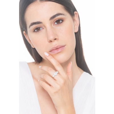 Anello illusion trilogy in oro bianco 750 con diamanti