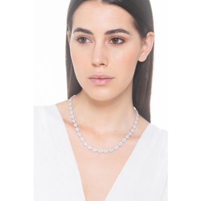 Girocollo donna in oro bianco 18k con diamanti