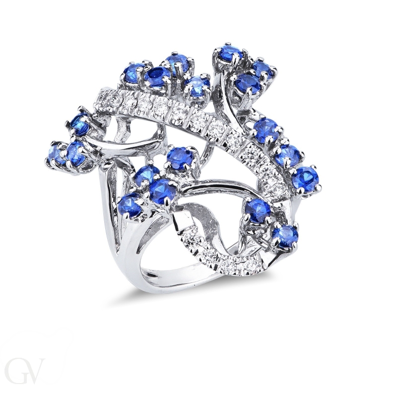 White gold 18k ring with blue sapphires and diamonds 