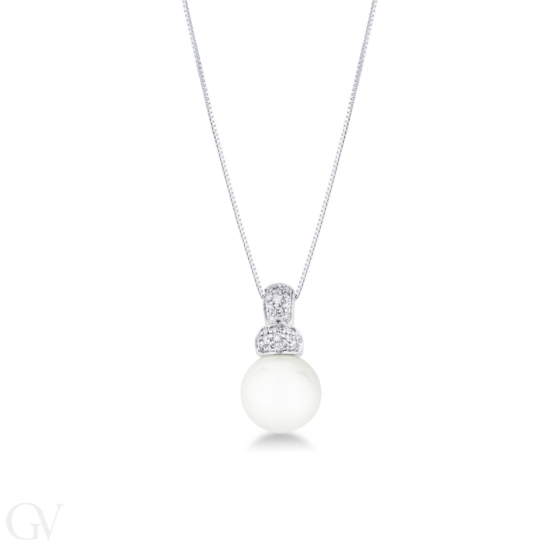 Necklace in 18k white gold with pearl and diamond pendant 