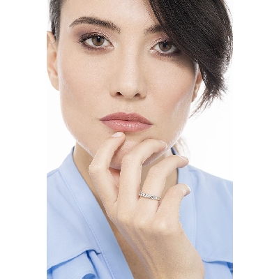 Anello a 5 pietre in Oro bianco 18k con diamanti ct 0,35