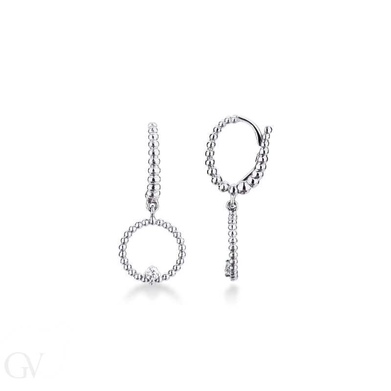 White gold 18k drop earrings with round pendants and diamonds