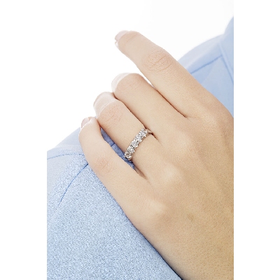 Anello Veretta a 5 pietre in Oro bianco 18k con diamanti ct. 1,00