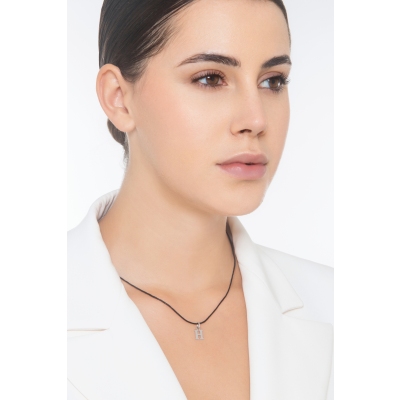 Ciondolo con lettera iniziale H stampatello in oro giallo 18k