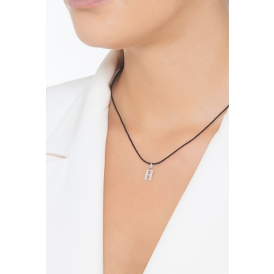 Ciondolo con lettera iniziale H stampatello in oro giallo 18k