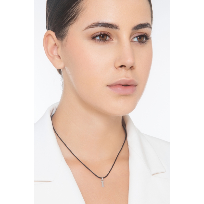 Ciondolo con lettera iniziale I stampatello in oro bianco 18k