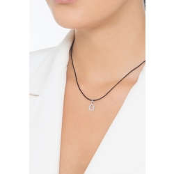 Ciondolo con lettera Q in stampatello oro bianco 18k 2