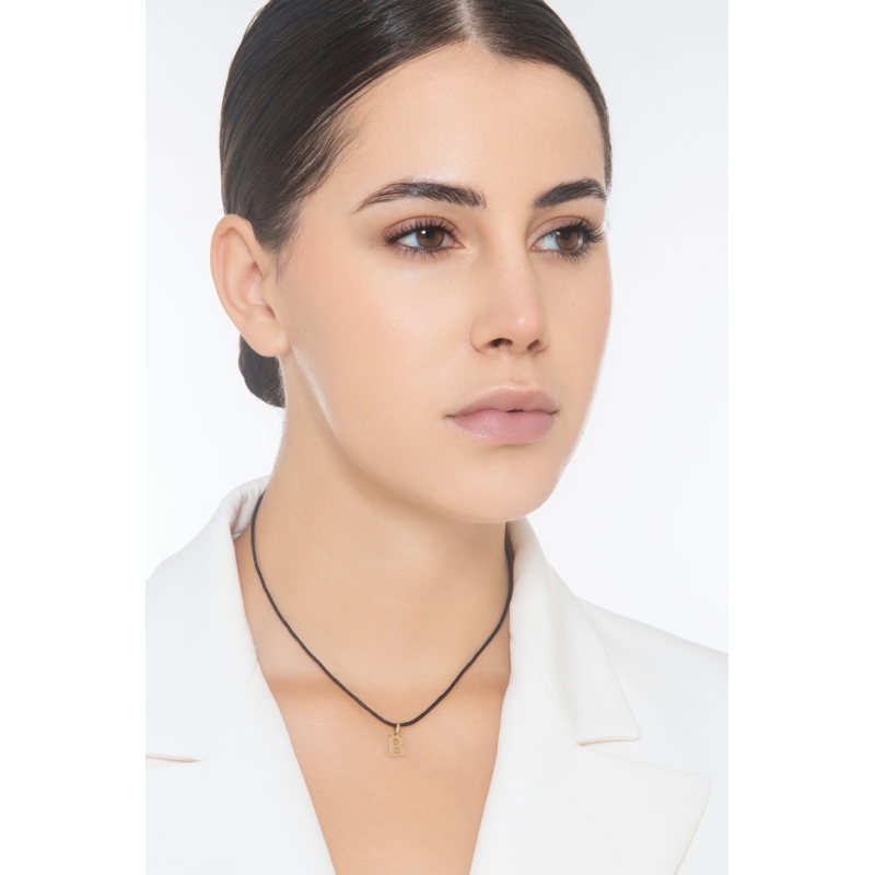 Ciondolo con lettera iniziale B stampatello in oro giallo 18k