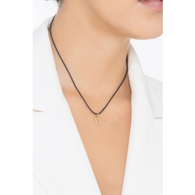 Ciondolo con lettera iniziale D stampatello in oro giallo 18k