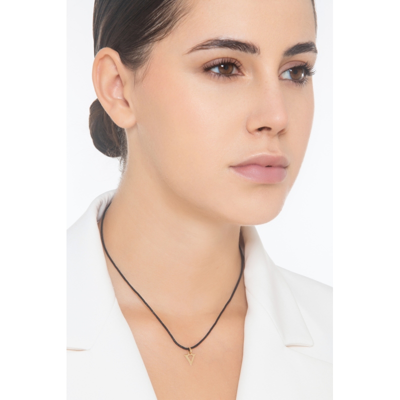 Ciondolo con lettera iniziale V stampatello in oro giallo 18k