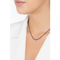 Ciondolo con lettera K in corsivo in oro bianco 18k 2