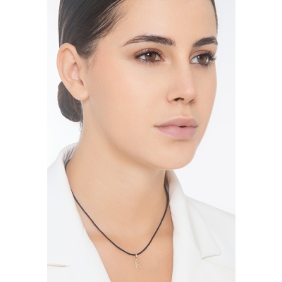 Ciondolo con lettera iniziale A corsivo in oro giallo 18k