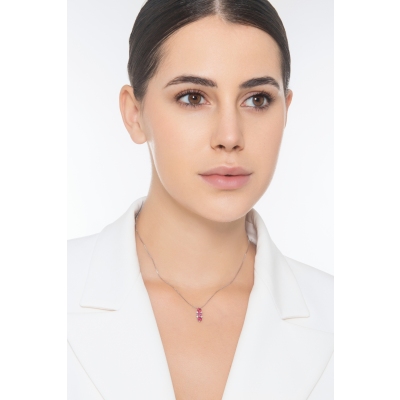 Collana in oro bianco 18k con rubini ovali e diamanti