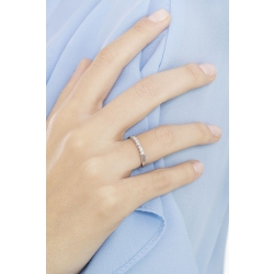 Anello Veretta a 7 pietre in Oro bianco 18k con Diamanti ct. 0,10 2