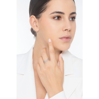 Anello a 3 file convergenti in oro bianco 18k con diamanti