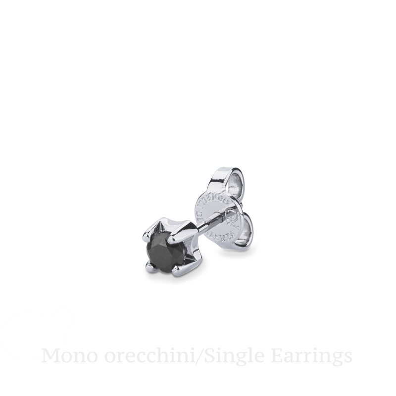 Mono orecchino in oro bianco 18k a 4 griffe con diamante nero, 0.18 ct, Uomo