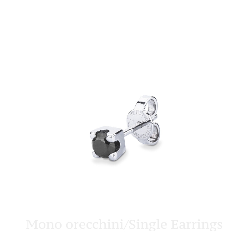 Mono orecchino uomo in oro bianco 18k a 4 griffe con diamante nero, 0.25 ct