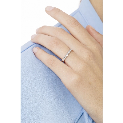 Anello Veretta a 9 pietre in Oro bianco 18k con Diamanti ct. 0,25