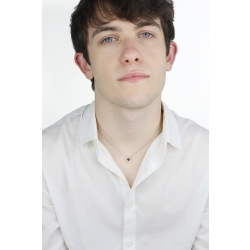 Collana con croce in oro bianco 18k con rubini e diamanti 2