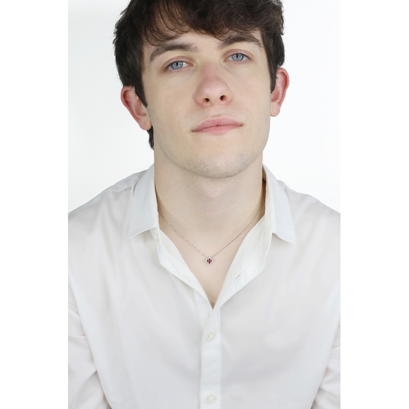 Collana con croce in oro bianco 18k con rubini e diamanti