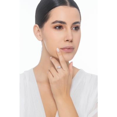 Anello contorno fiore in oro bianco 750 con diamanti