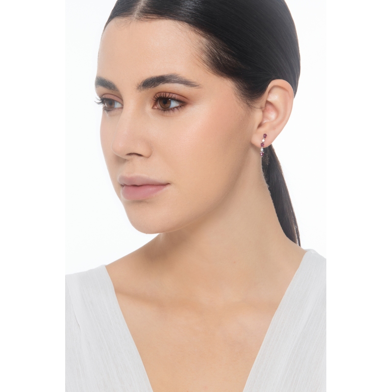 Orecchini in oro bianco 750 con alternati rubini e diamanti