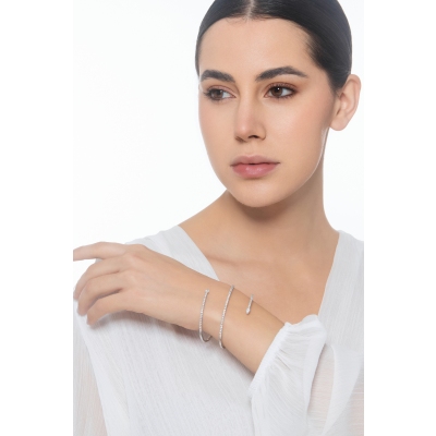 Bracciale semirigido in oro bianco 750 e diamanti