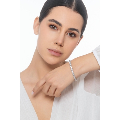 Elegante bracciale semirigido in oro bianco 750 con diamanti