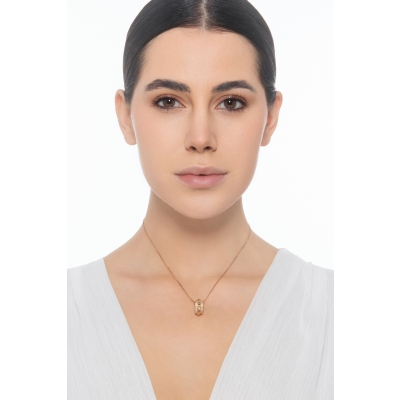 Collana in oro rosa 18k con ciondolo borchie e diamanti