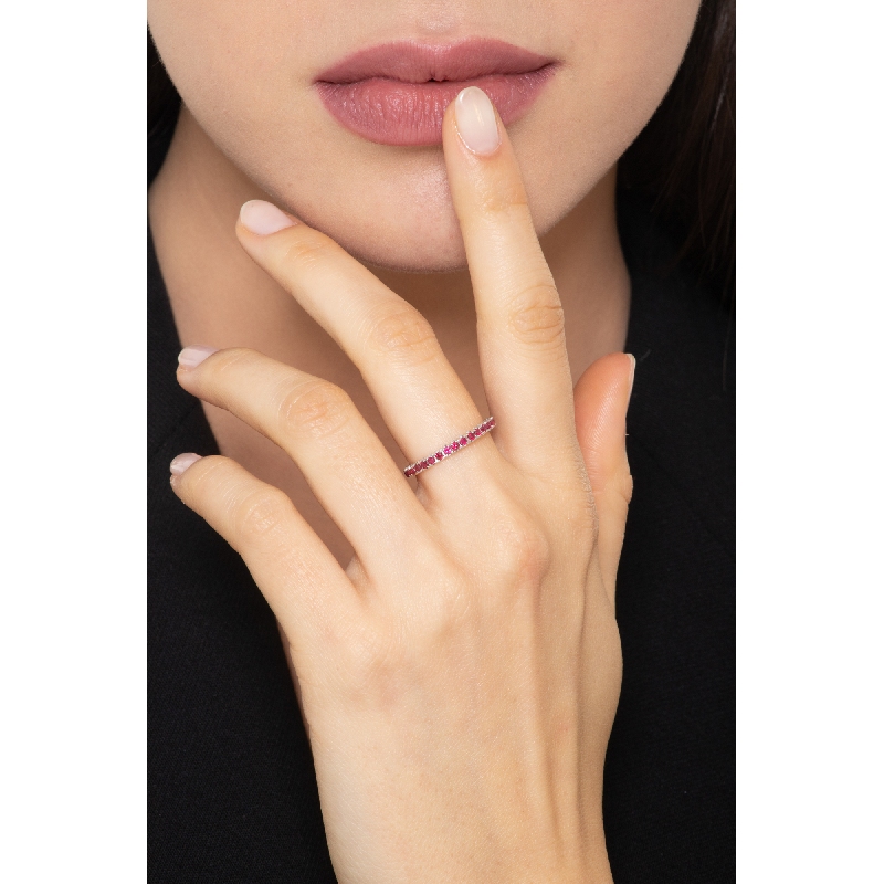 Eternity in Oro Bianco 18k e Rubini