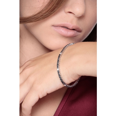 Tennis bracelet in white gold 18k with black and white diamonds