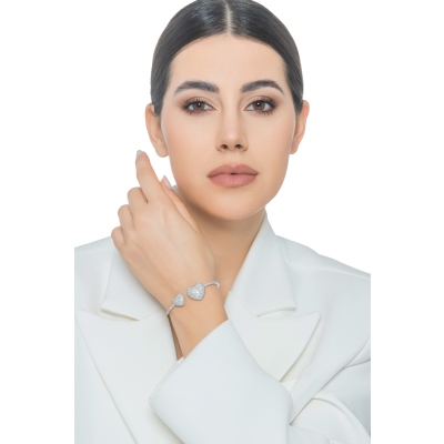 Bracciale in oro bianco 750 con due cuori in diamanti