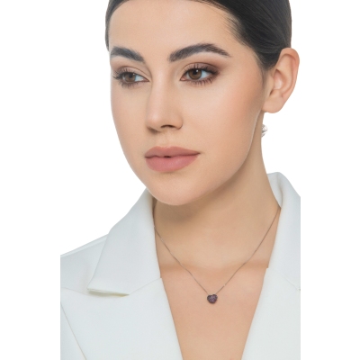 Collana in oro bianco 750 con ciondolo pavè cuore brunito con rubini